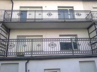 Klassisches Außengeländer Balkongeländer , Treppengeländer, Balkon , Treppe , Geländer , Echte Handarbeit Pulverbeschichtet  Modell #159