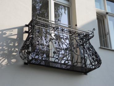 Klassisches Außengeländer Balkongeländer , Treppengeländer, Balkon , Treppe , Geländer , Echte Handarbeit Pulverbeschichtet  Modell #338