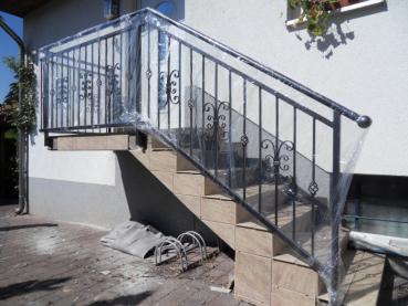 Klassisches Außengeländer Balkongeländer , Treppengeländer, Balkon , Treppe , Geländer , Echte Handarbeit Pulverbeschichtet  Modell #346